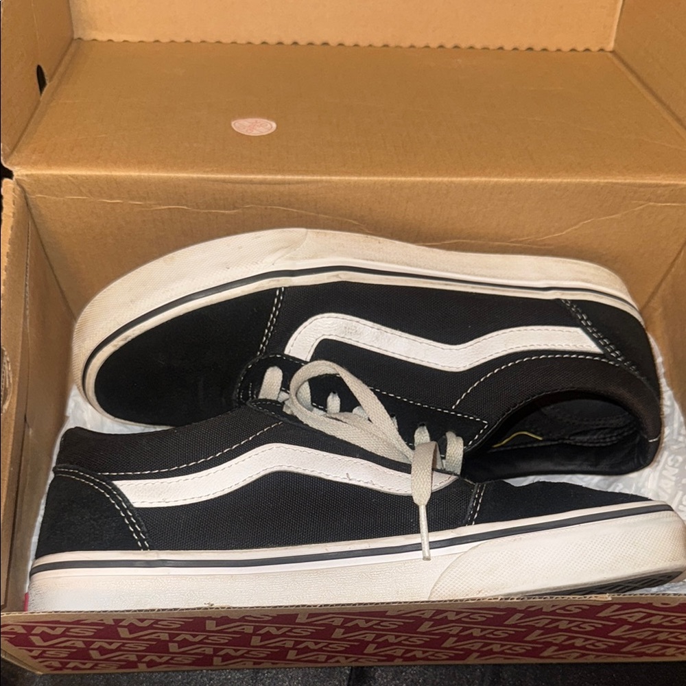 Vans Classic Black and White Low-Tops